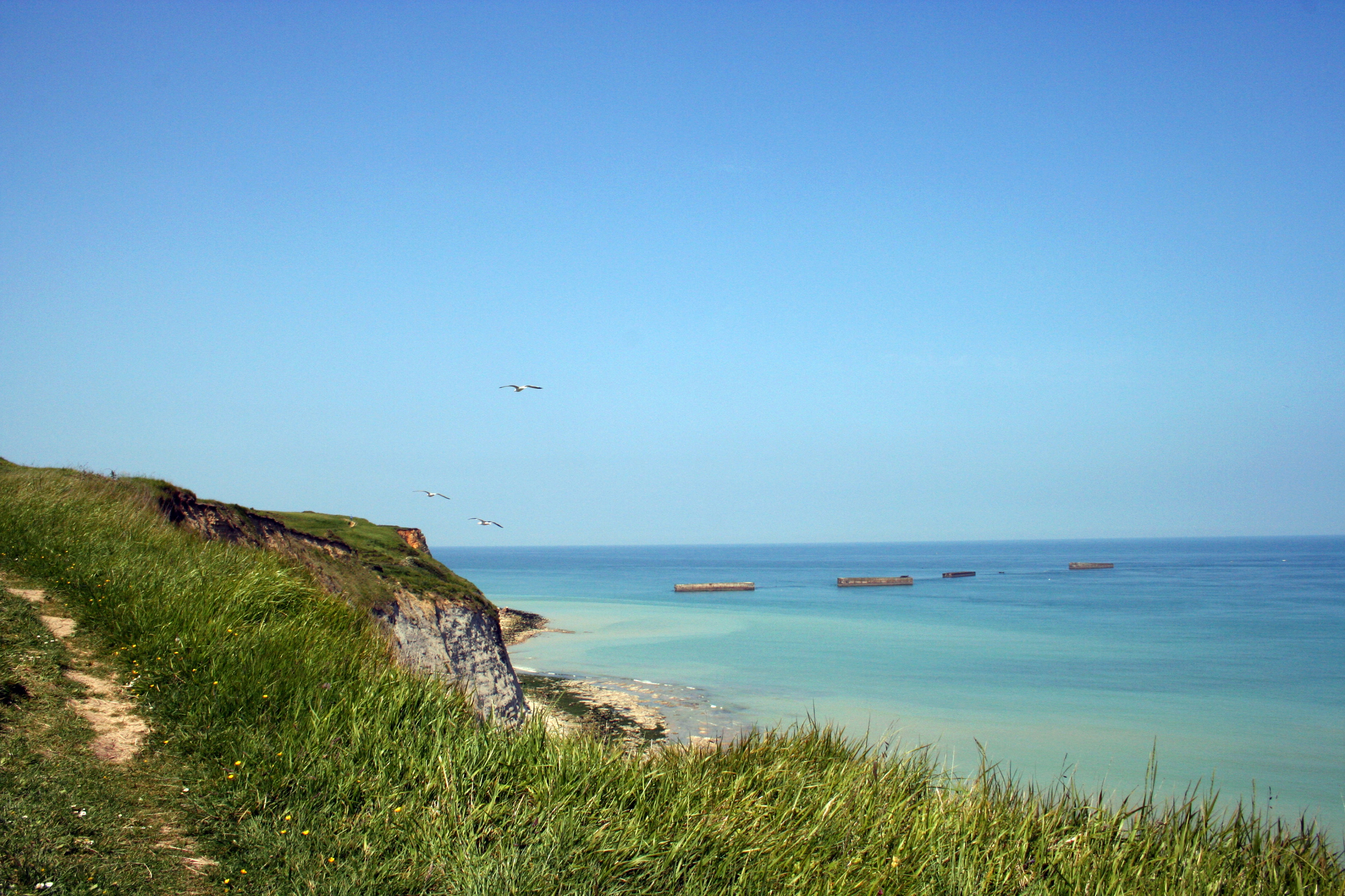 Vue falaises Calavados - source Atout France